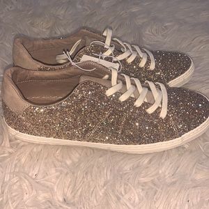 Old Navy Sparkly Shoes ✨✨ with cushioned insoles